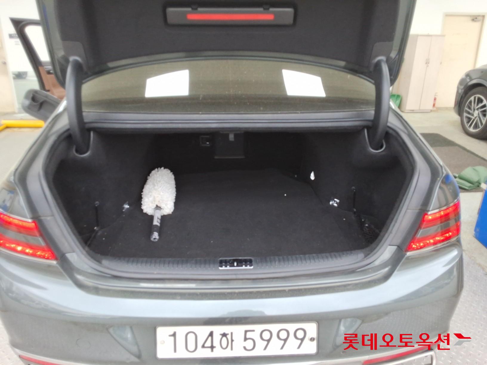 제네시스 G90 - 9