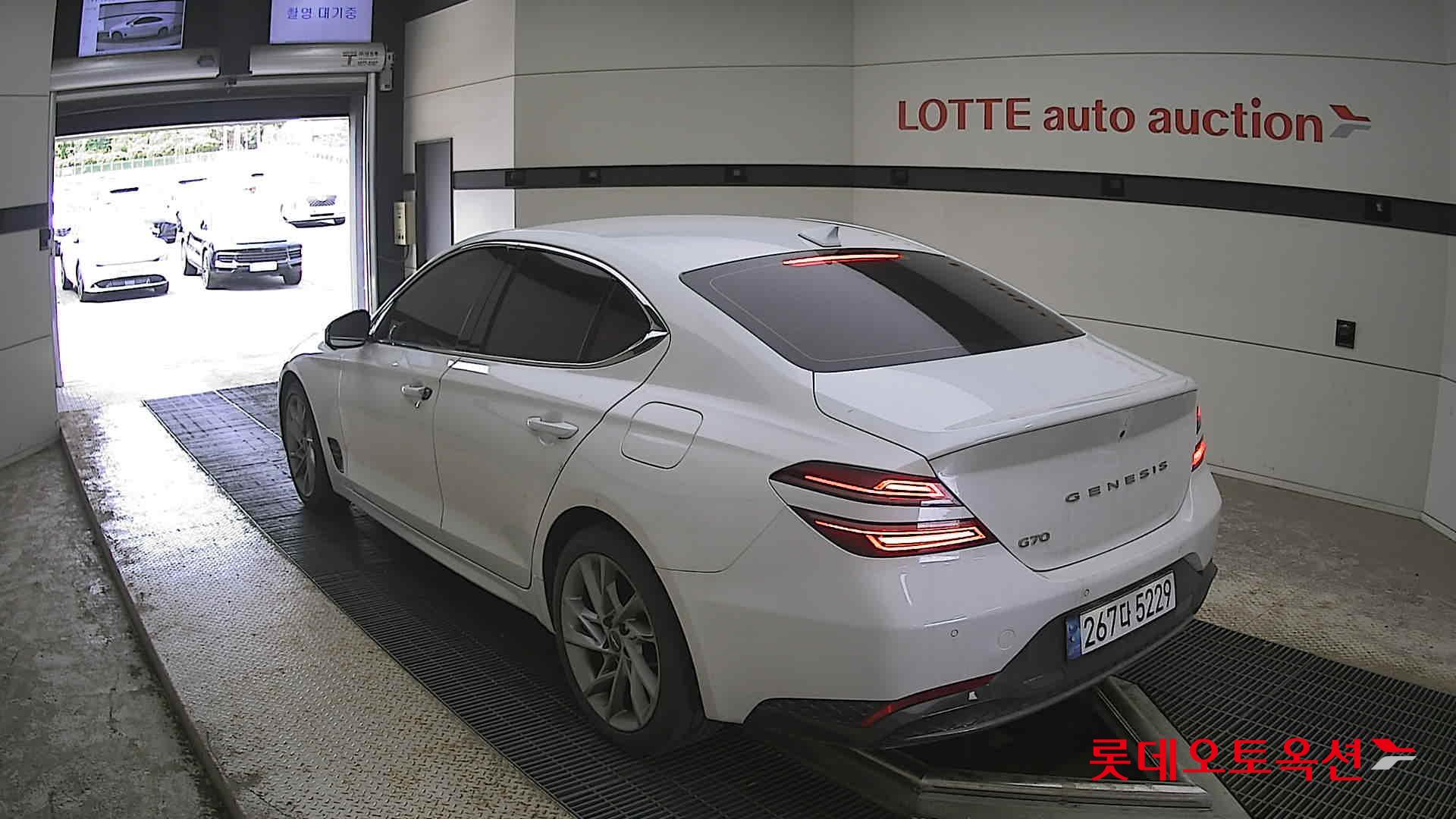제네시스 G70 - 4