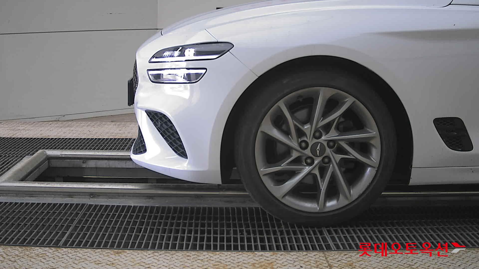 제네시스 G70 - 25