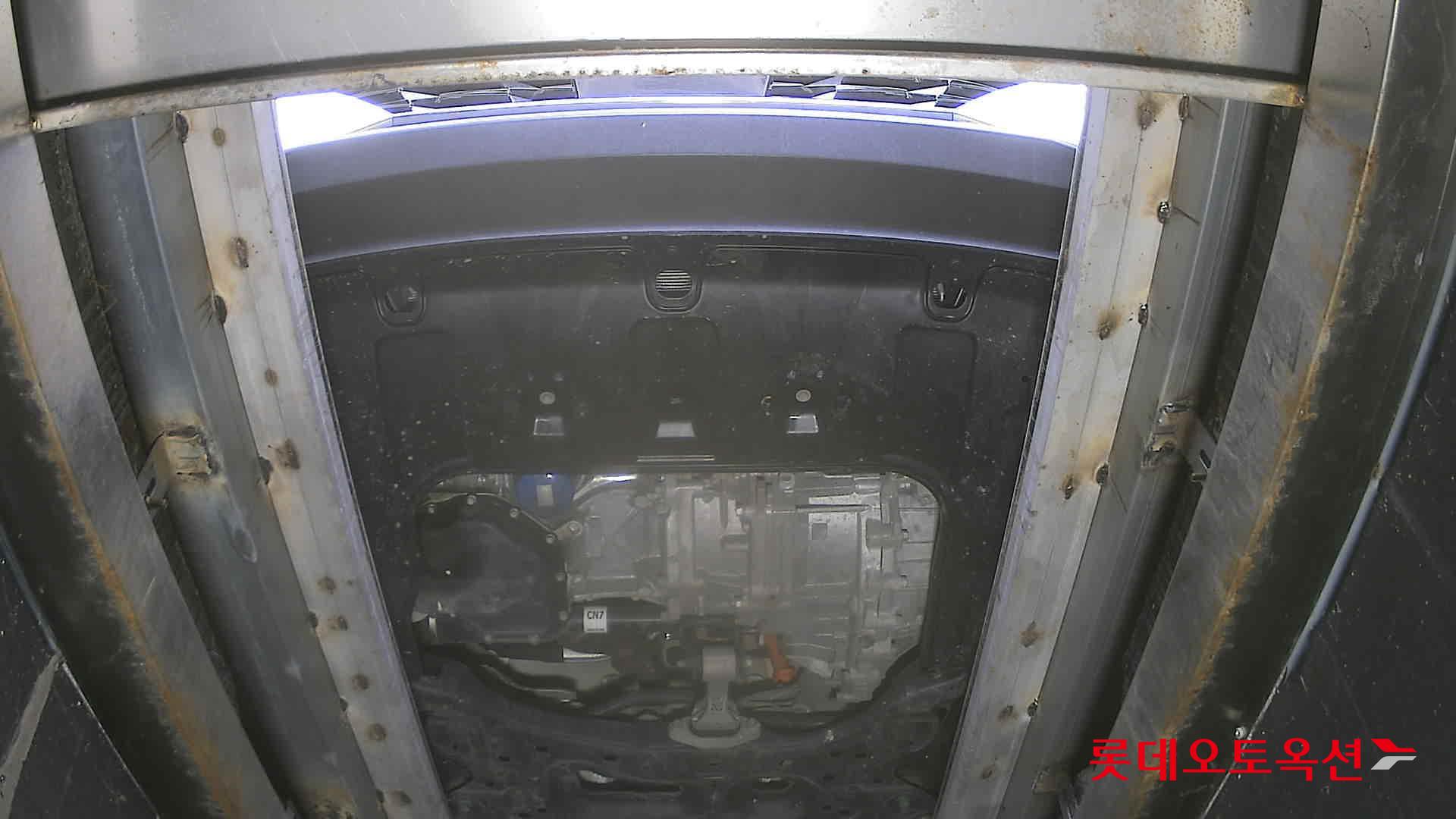 Hyundai Elantra - 8