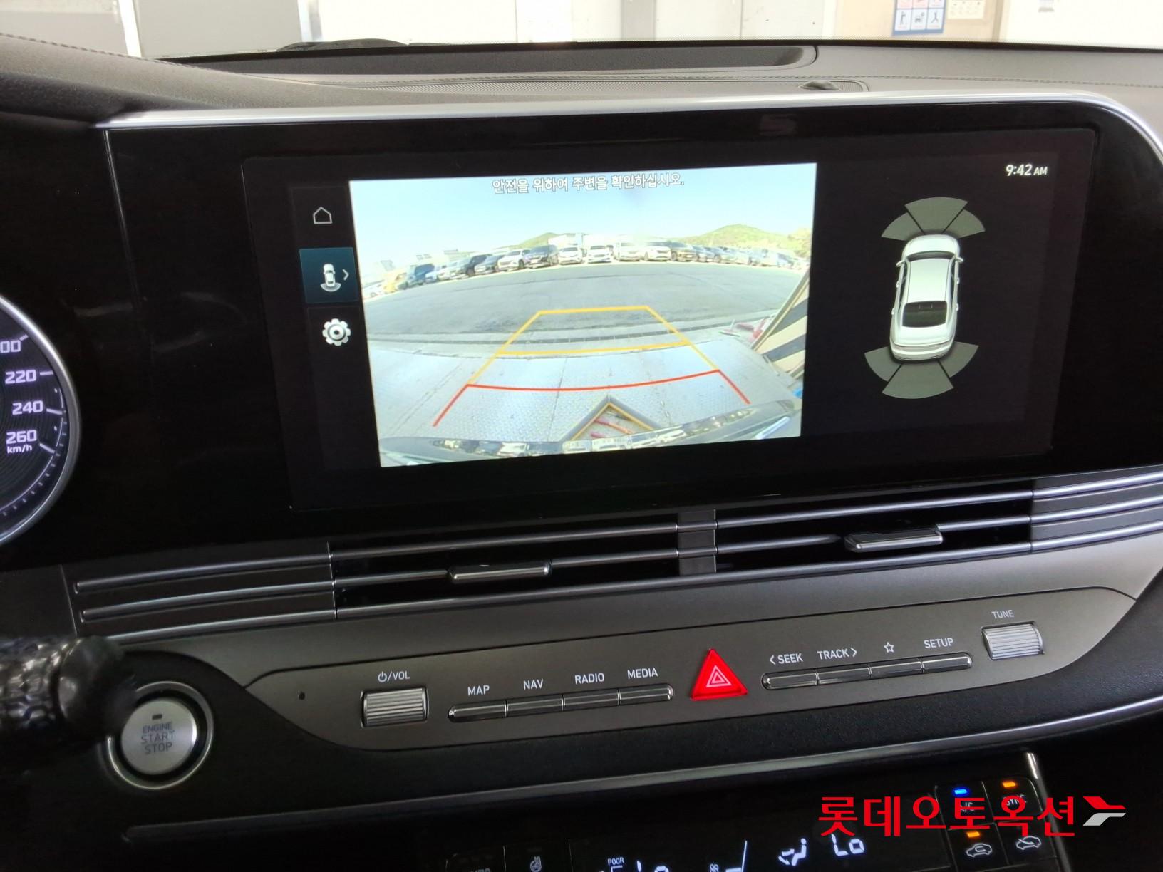 Hyundai Grandeur - 31