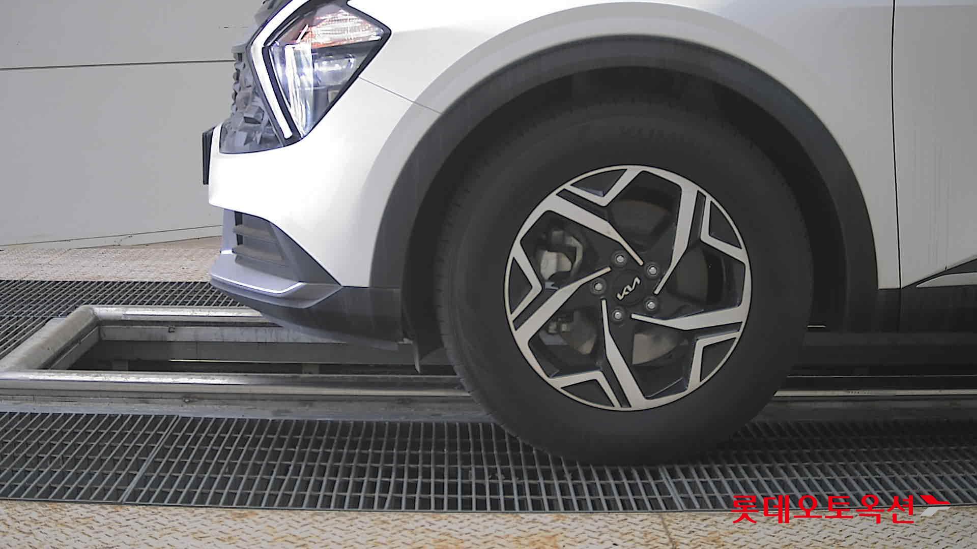 Kia Sportage - 25