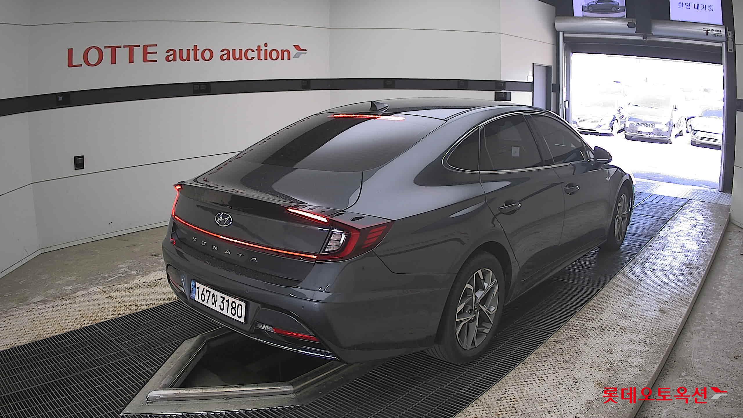 Hyundai Sonata - 5
