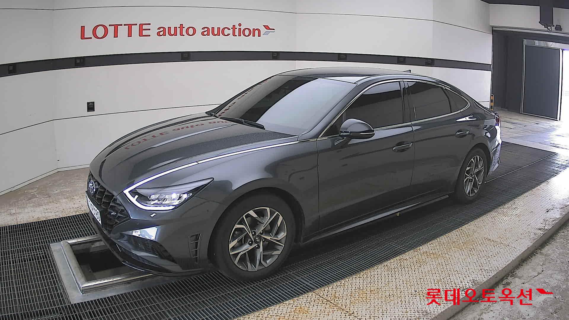 Hyundai Sonata - 11