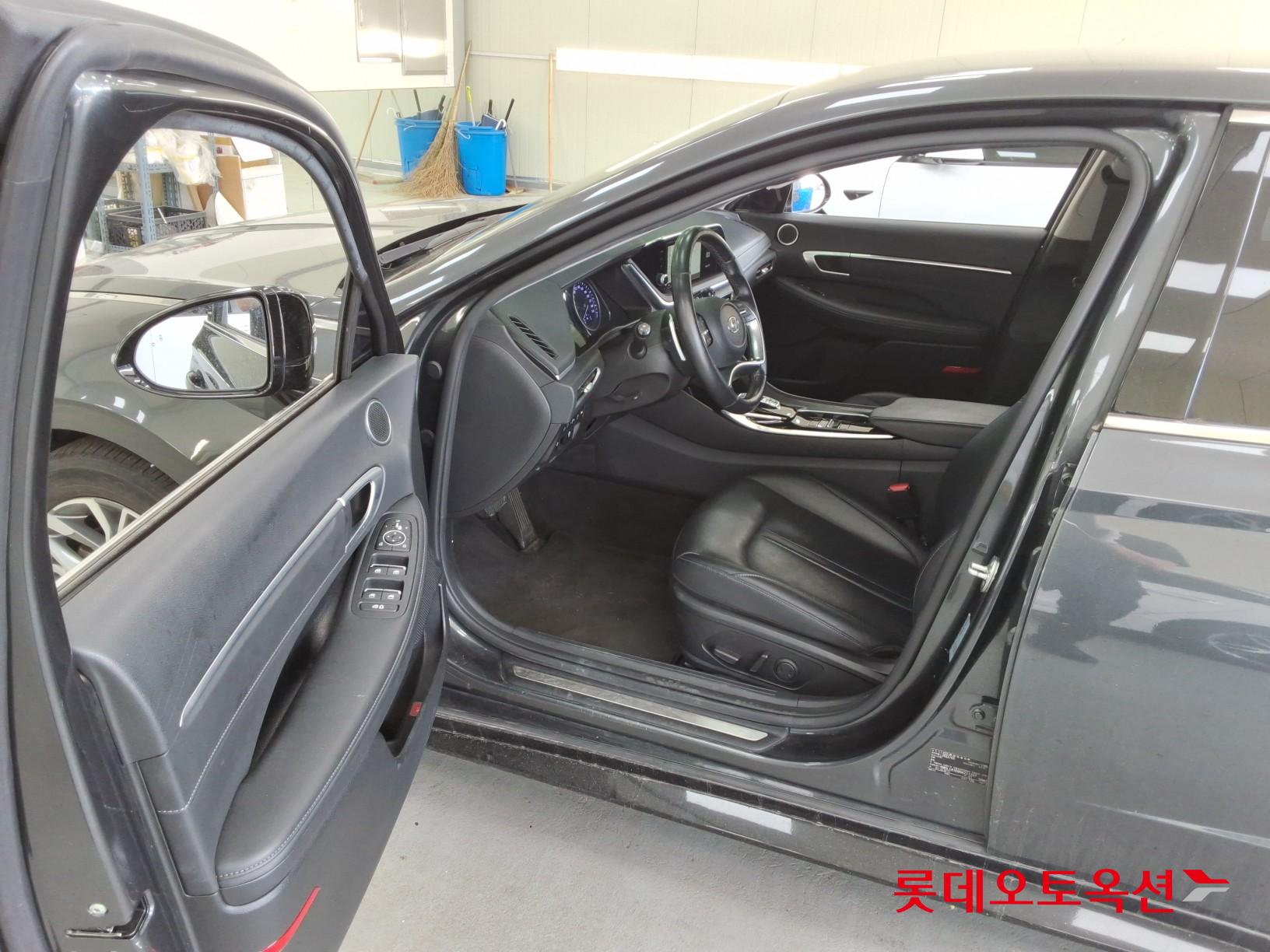 Hyundai Sonata - 37