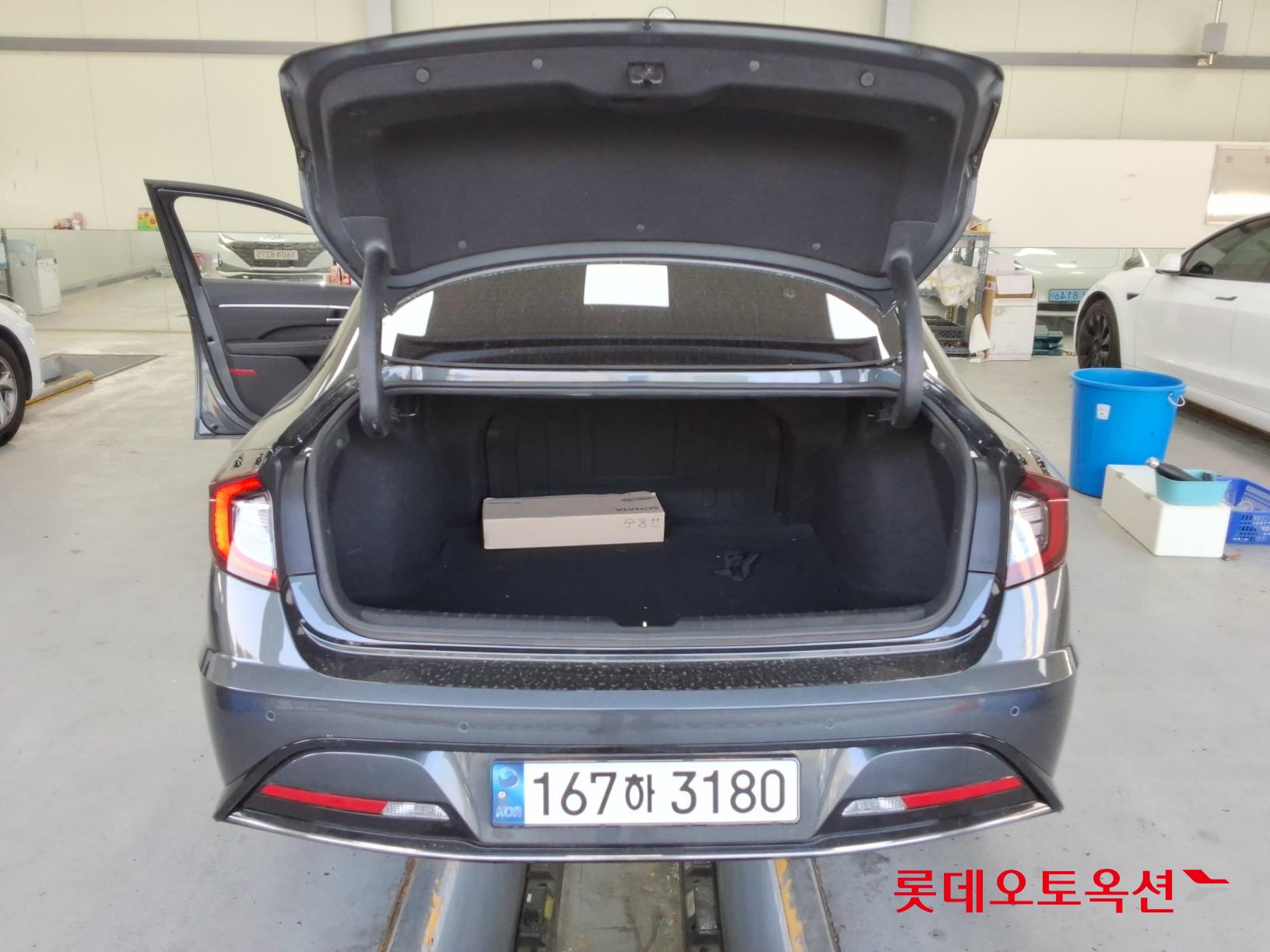 Hyundai Sonata - 39