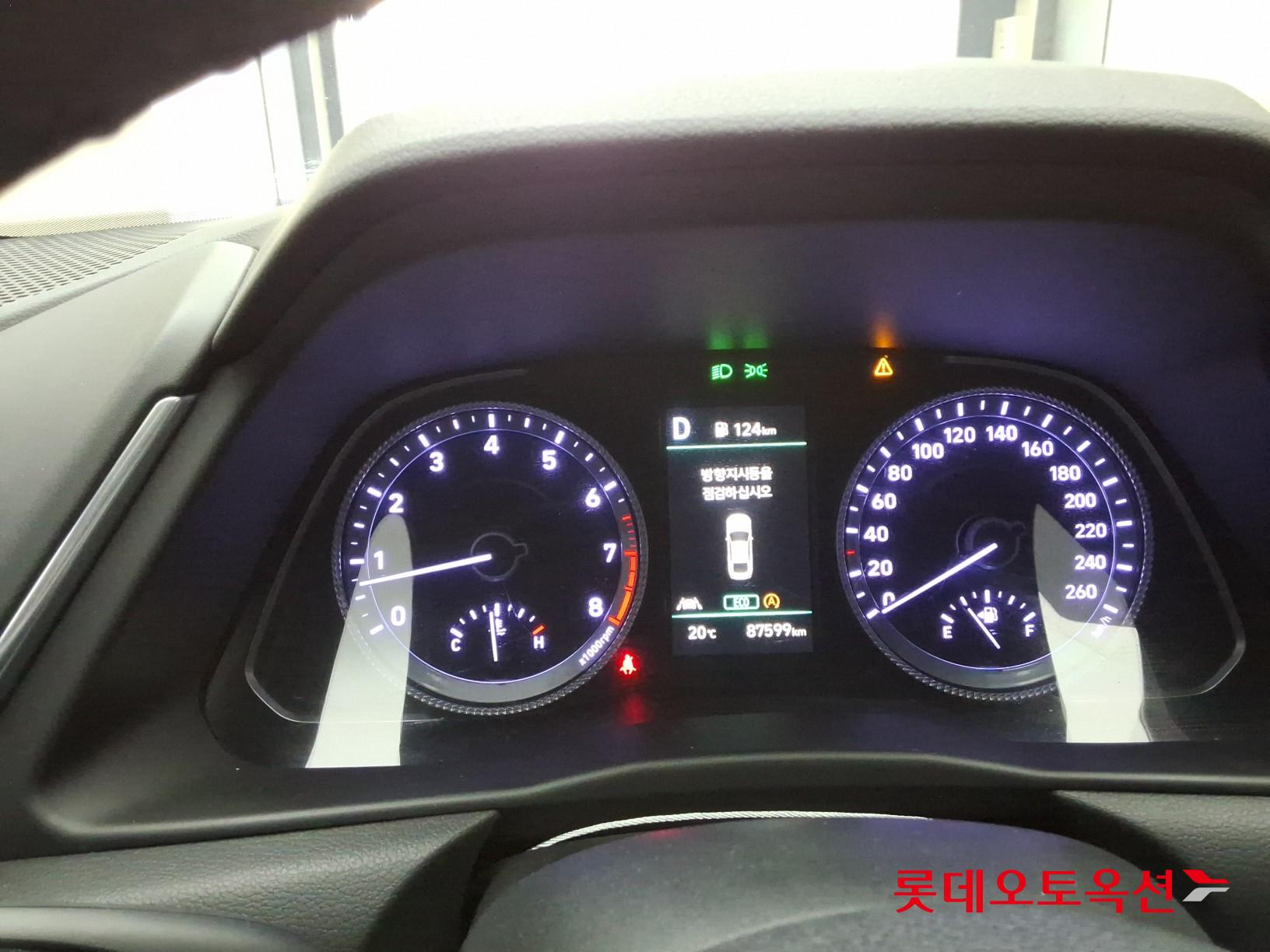 Hyundai Sonata - 9
