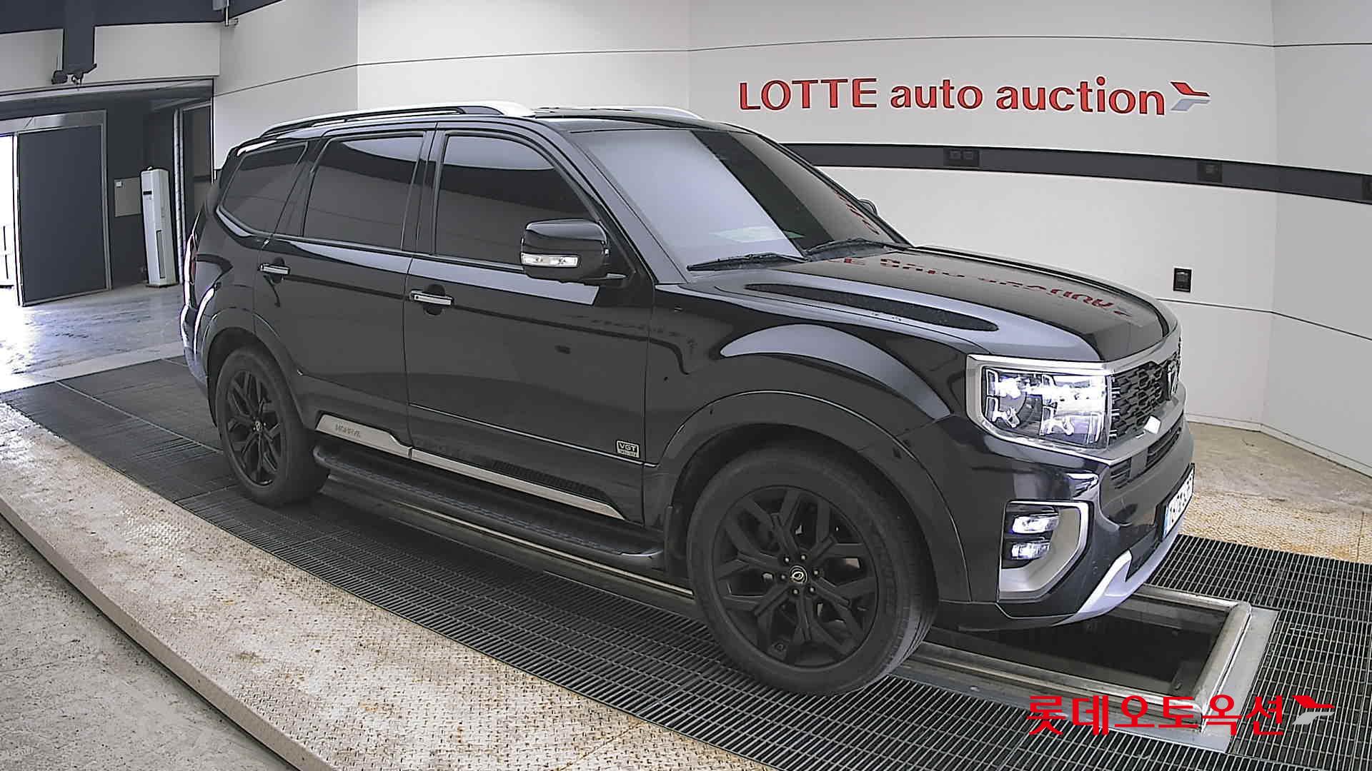 Kia Mohave - 23
