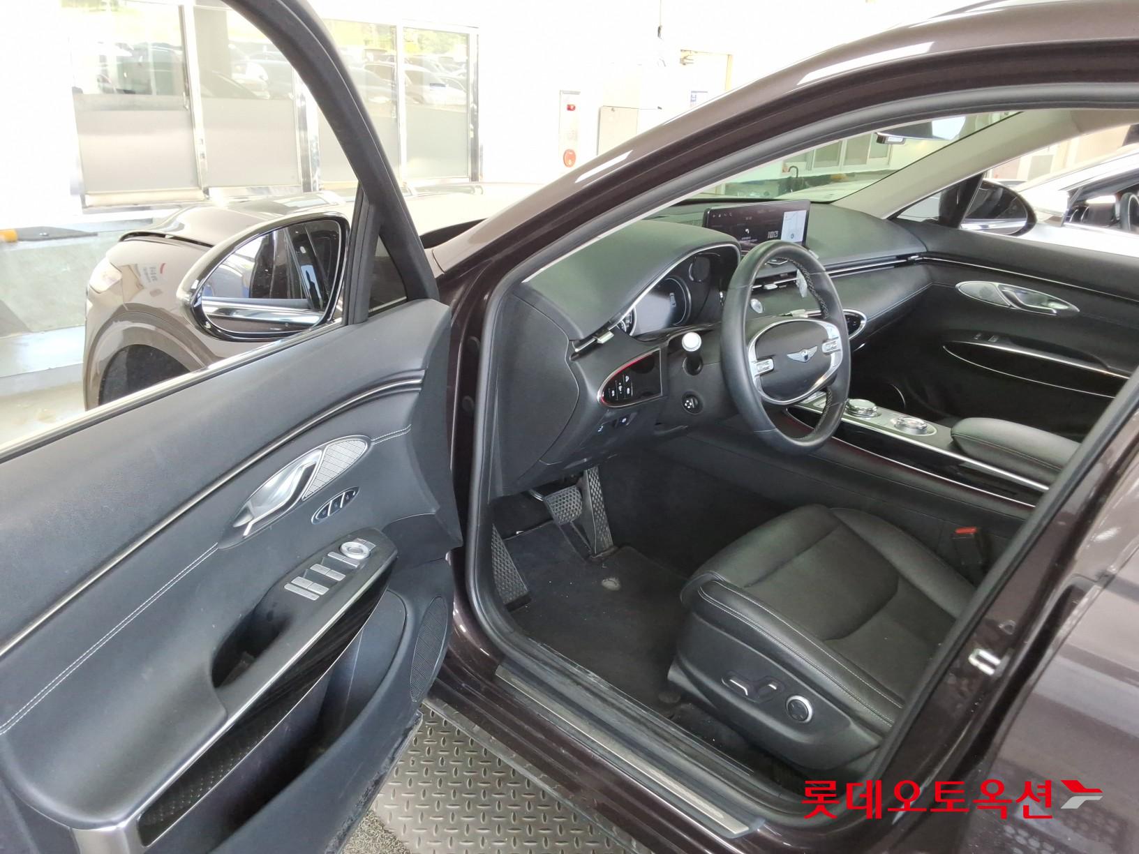 Genesis GV70 - 35