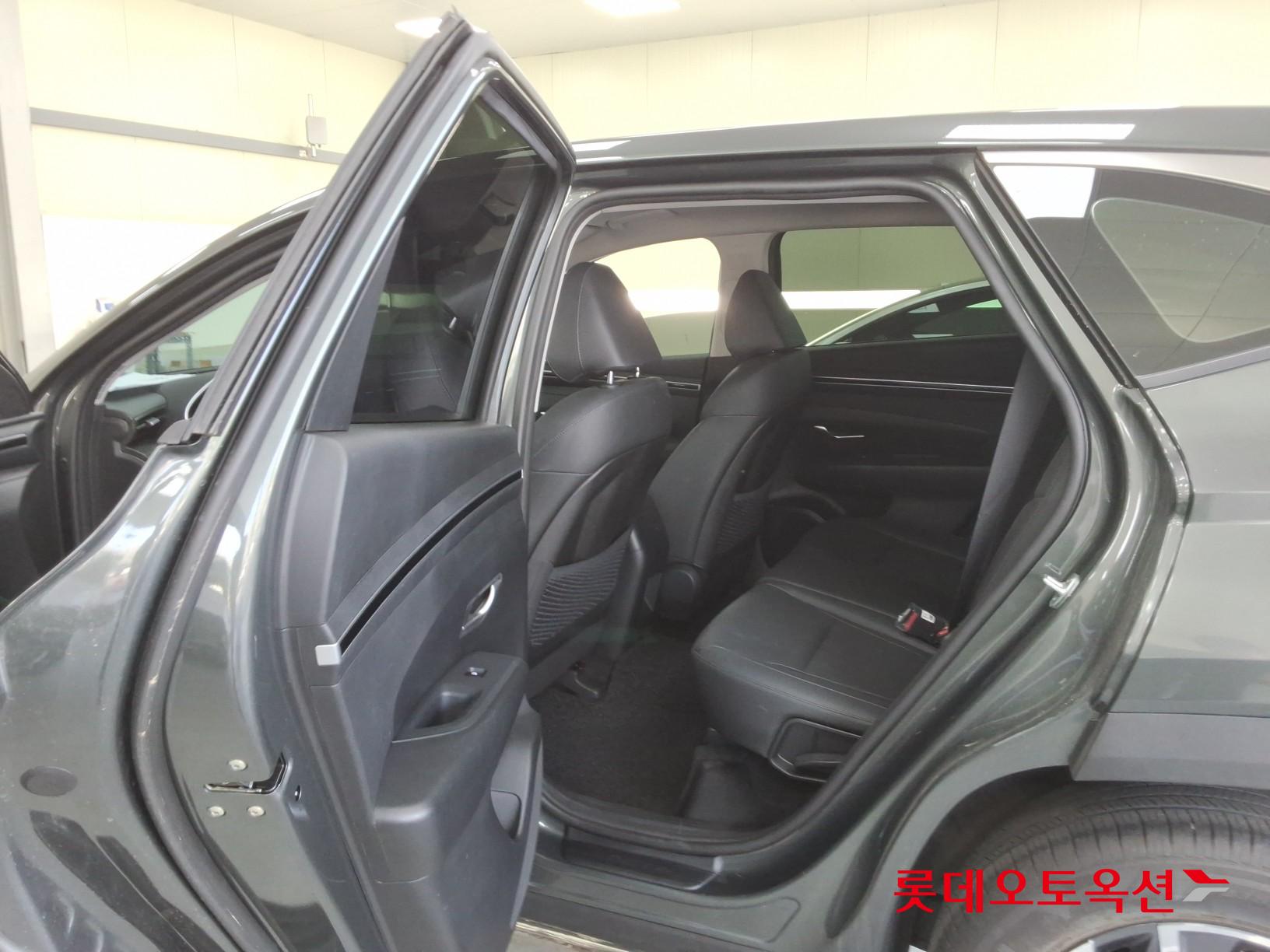 Hyundai Tucson - 38