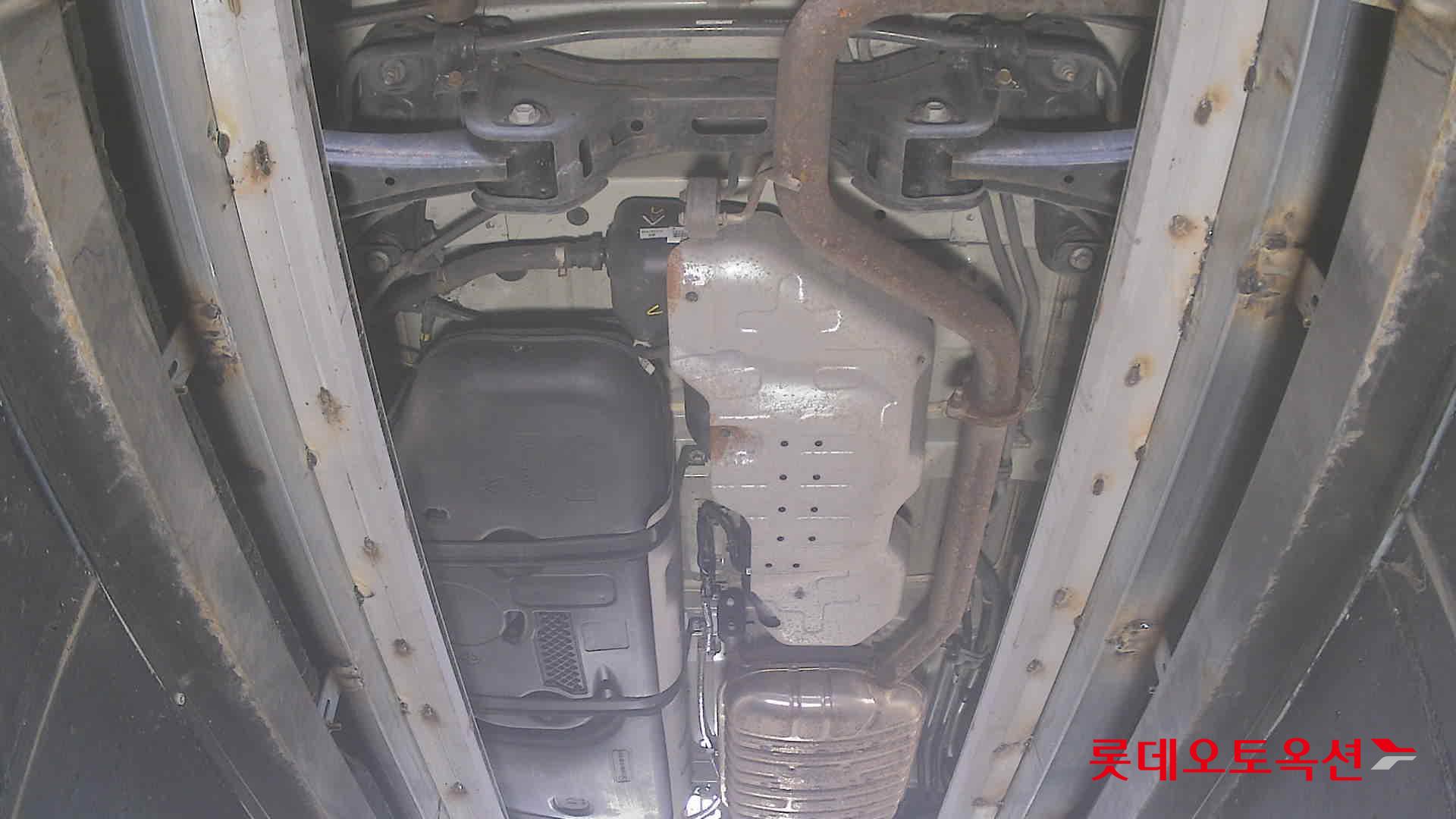 Kia New Carnival - 2