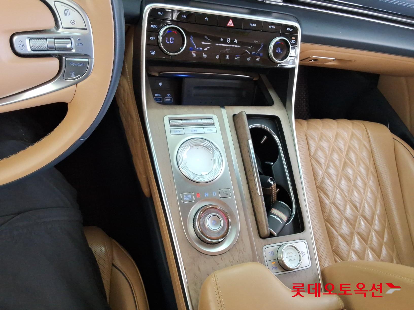 제네시스 GV80 - 32