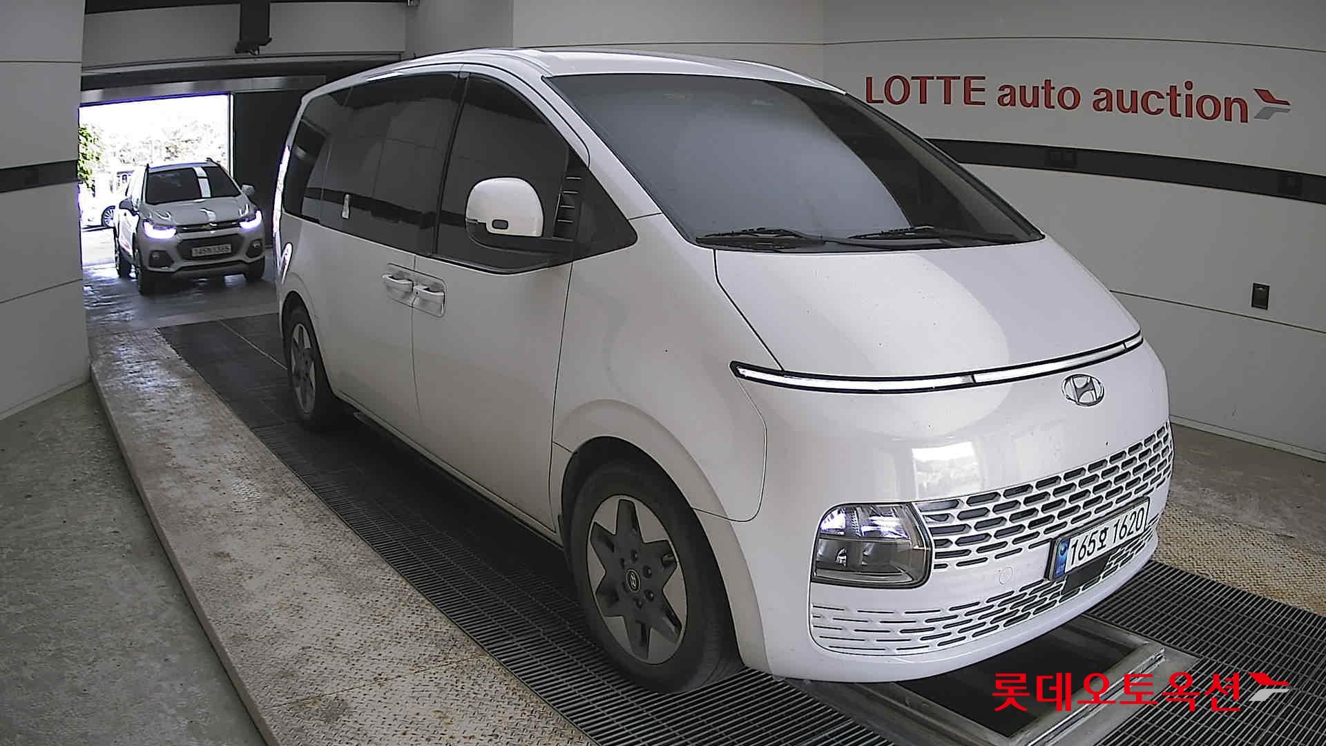 هيونداي ستاريا - 6
