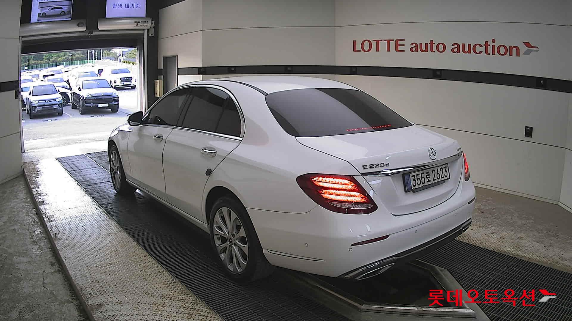 2020 - mercedes-benz e220