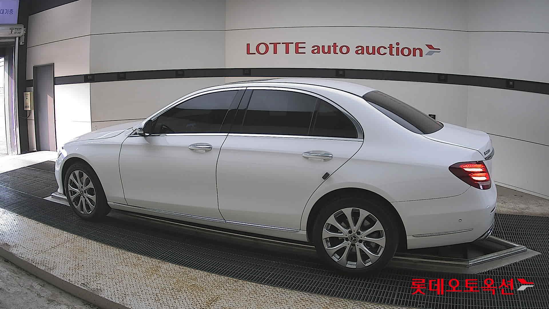 2020 - mercedes-benz e220
