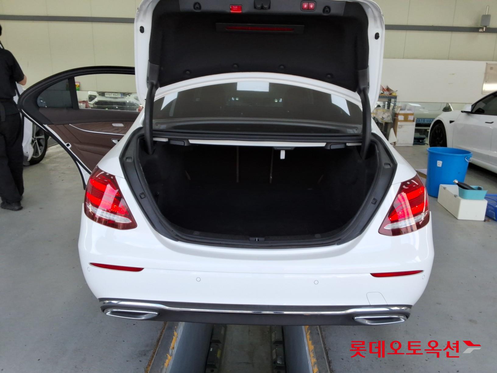 2020 - mercedes-benz e220