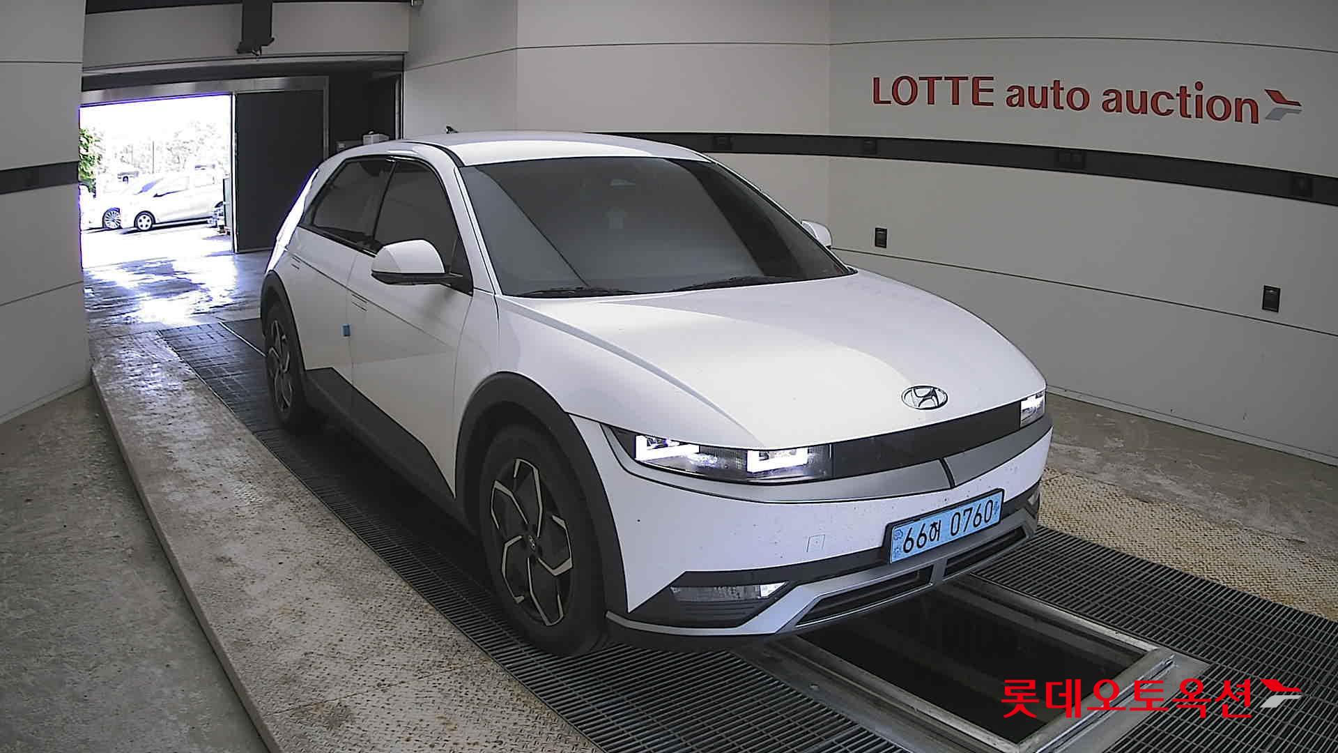 Hyundai Ioniq 5 - 6
