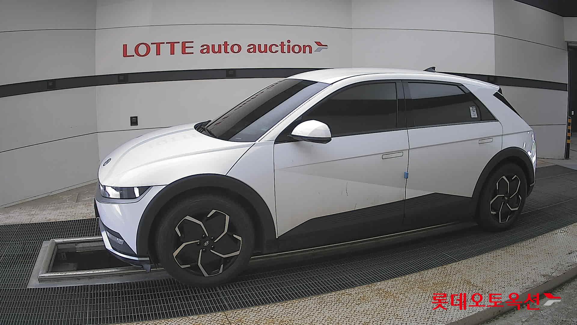 Hyundai Ioniq 5 - 12