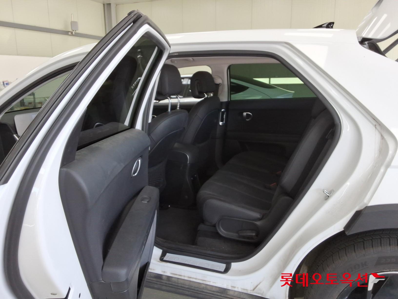 Hyundai Ioniq 5 - 38