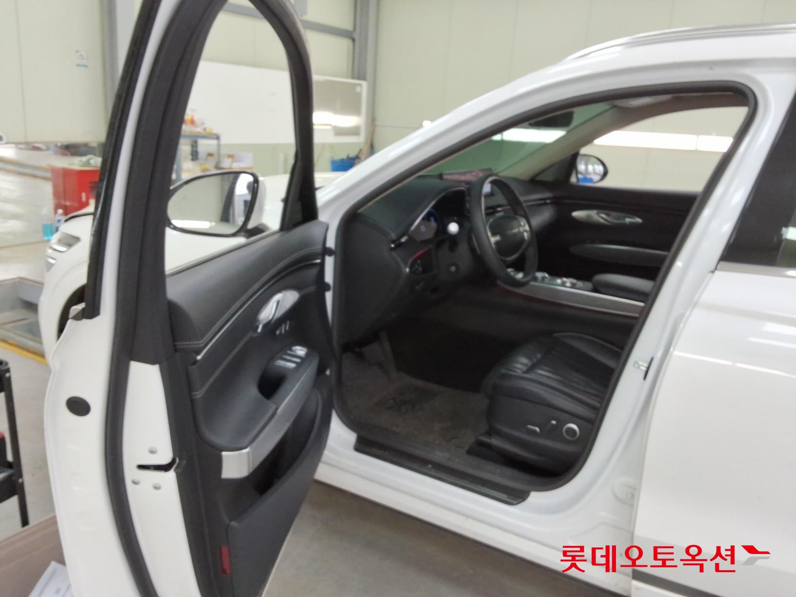 제네시스 GV70 - 37