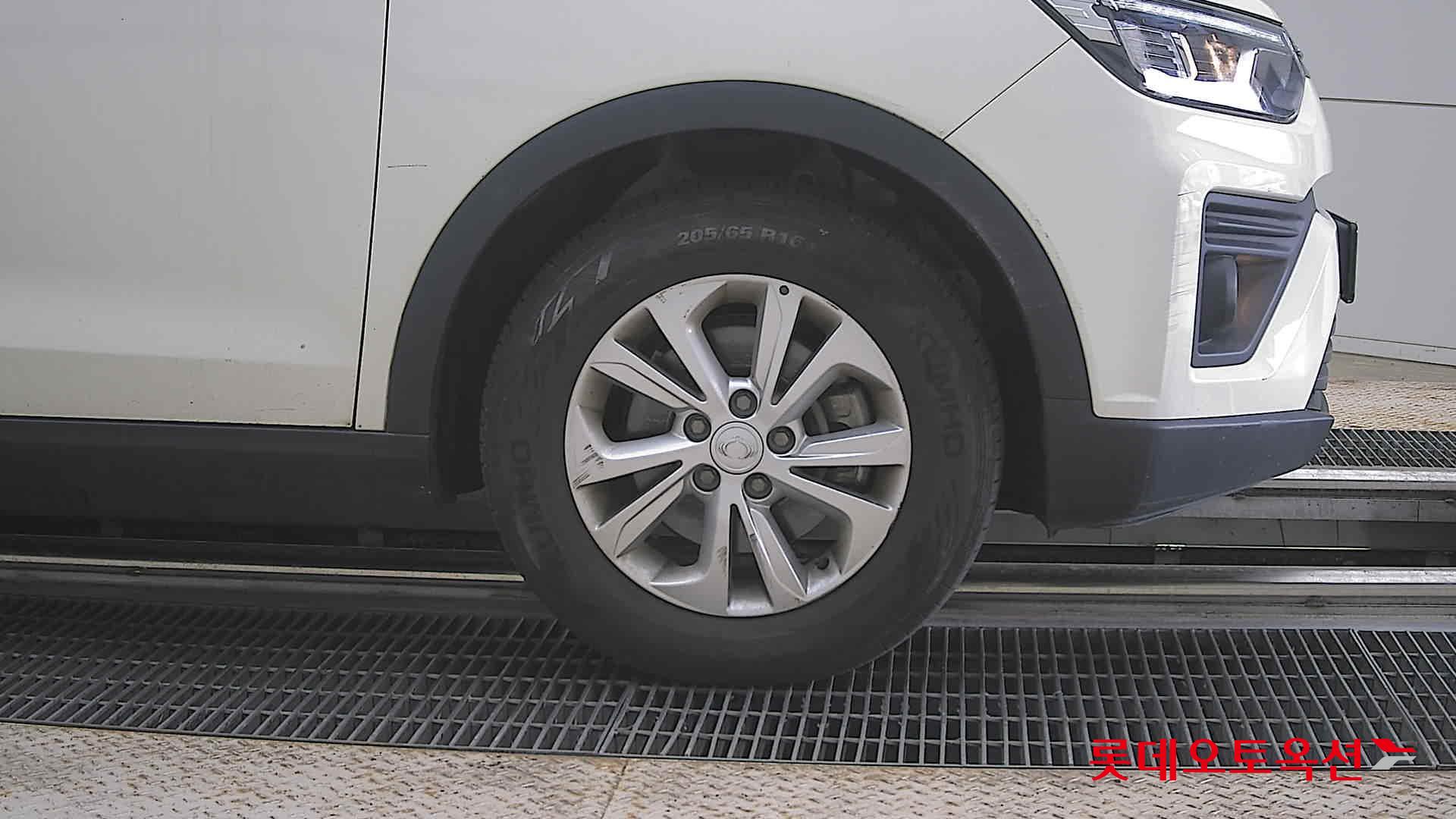 2021 - ssangyong tivoli