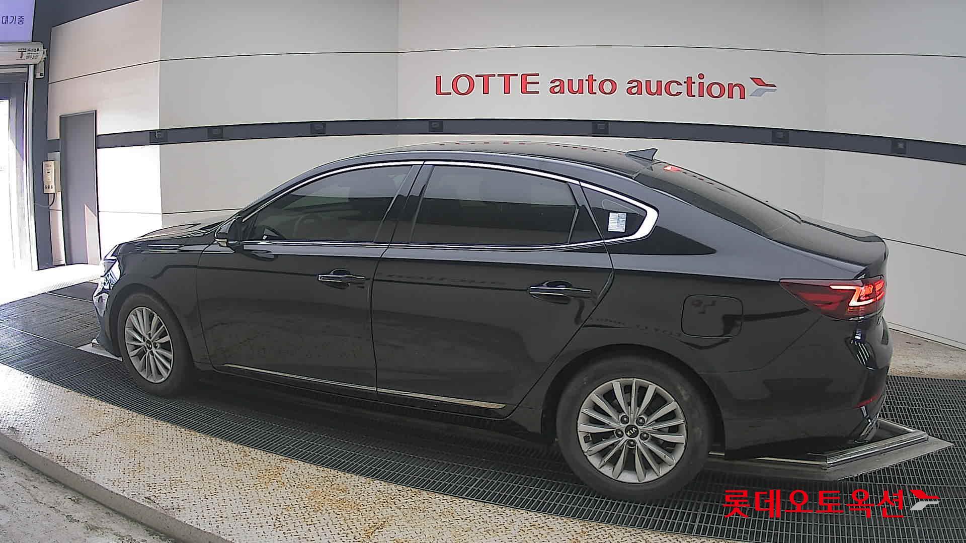 2020 - kia k7