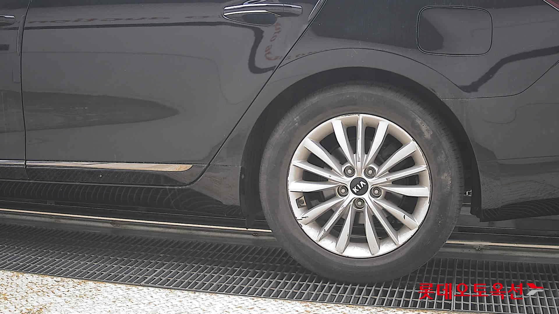 2020 - kia k7