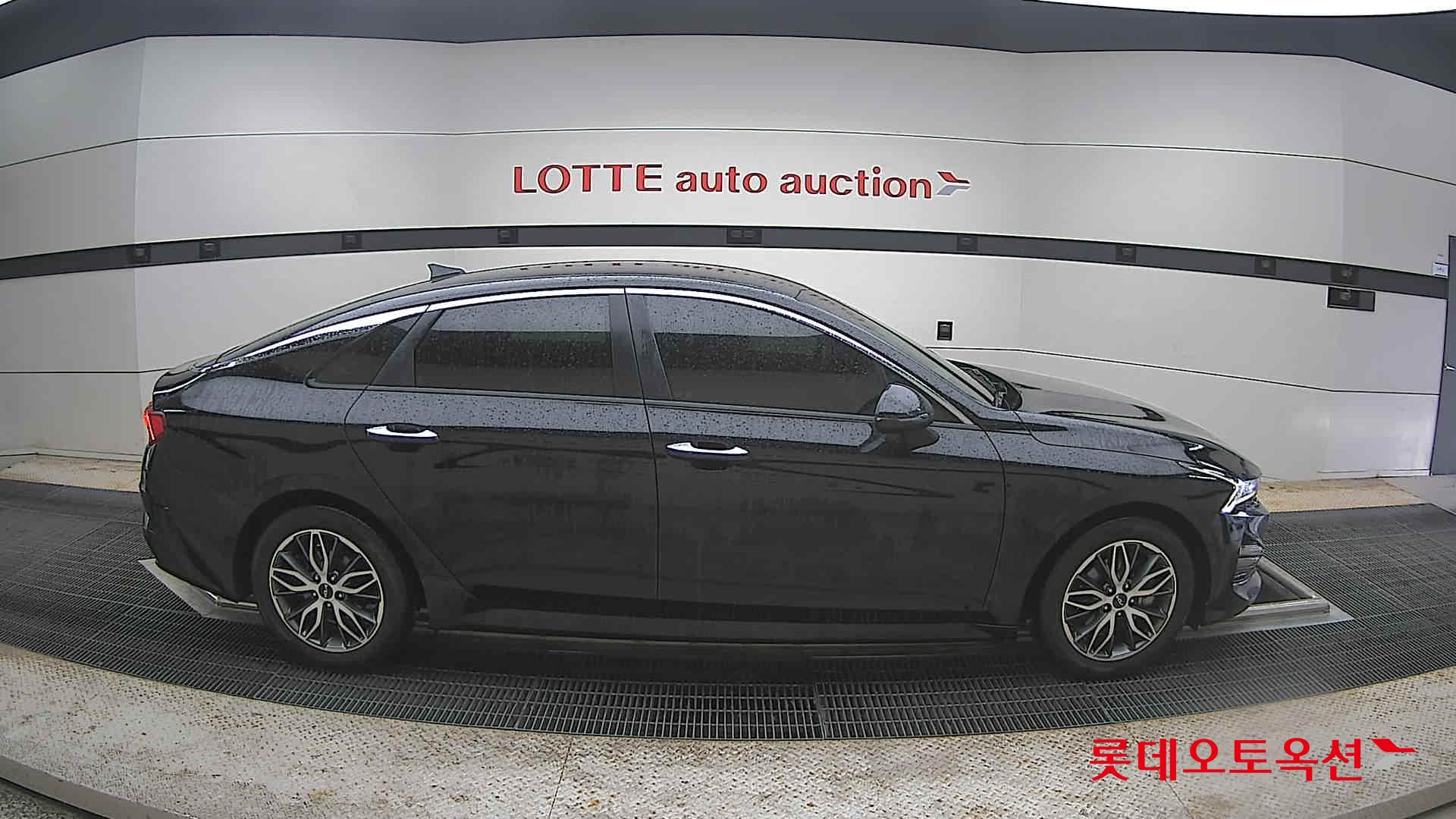 Kia K5 - 21