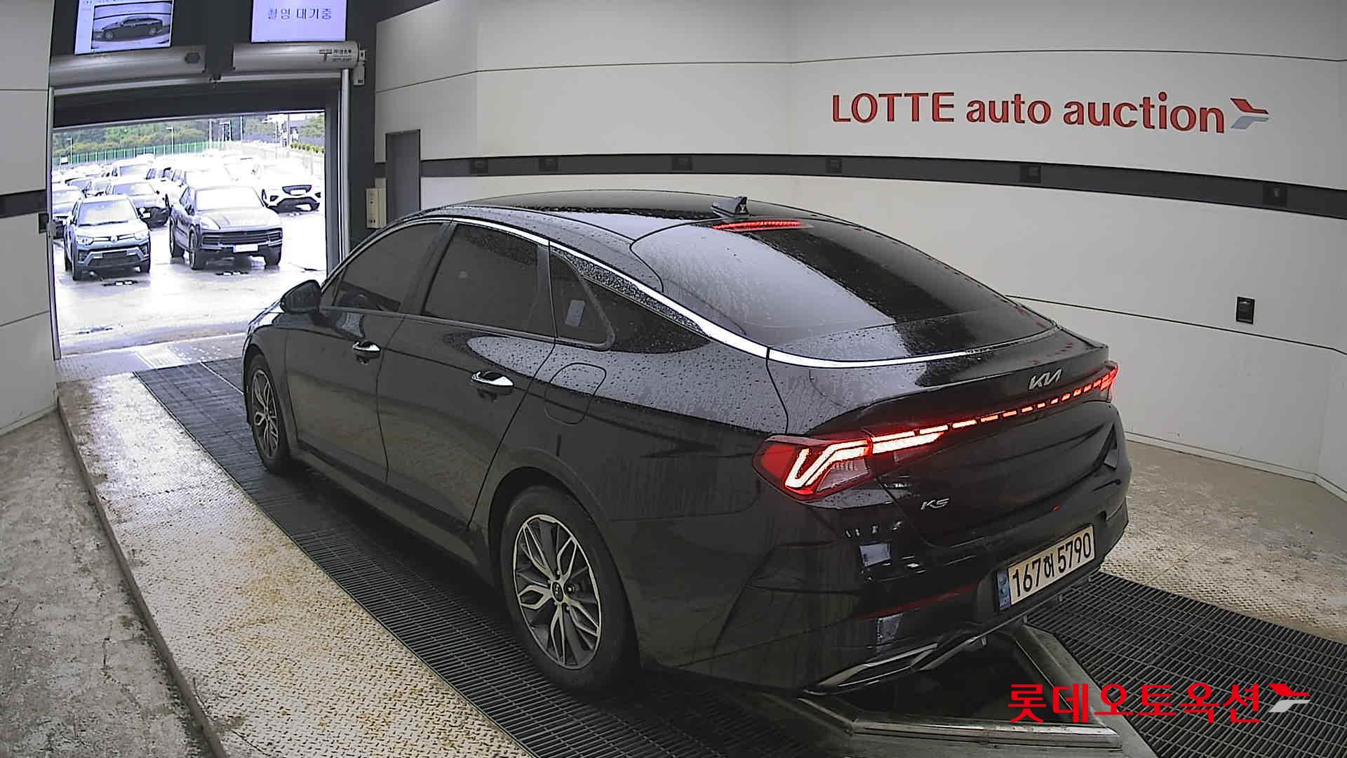 Kia K5 - 4