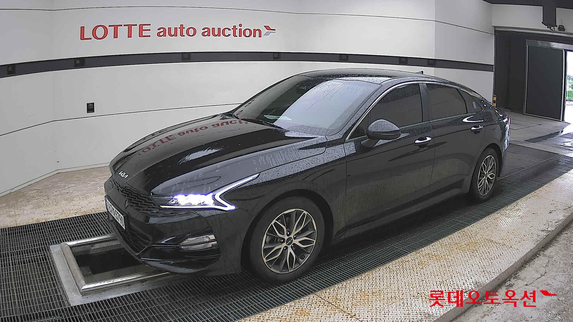 Kia K5 - 11