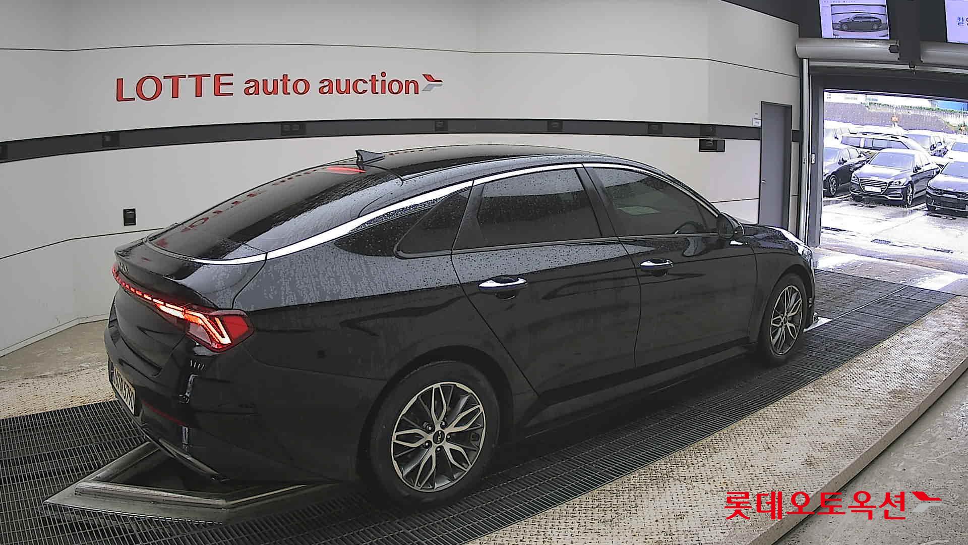 Kia K5 - 19