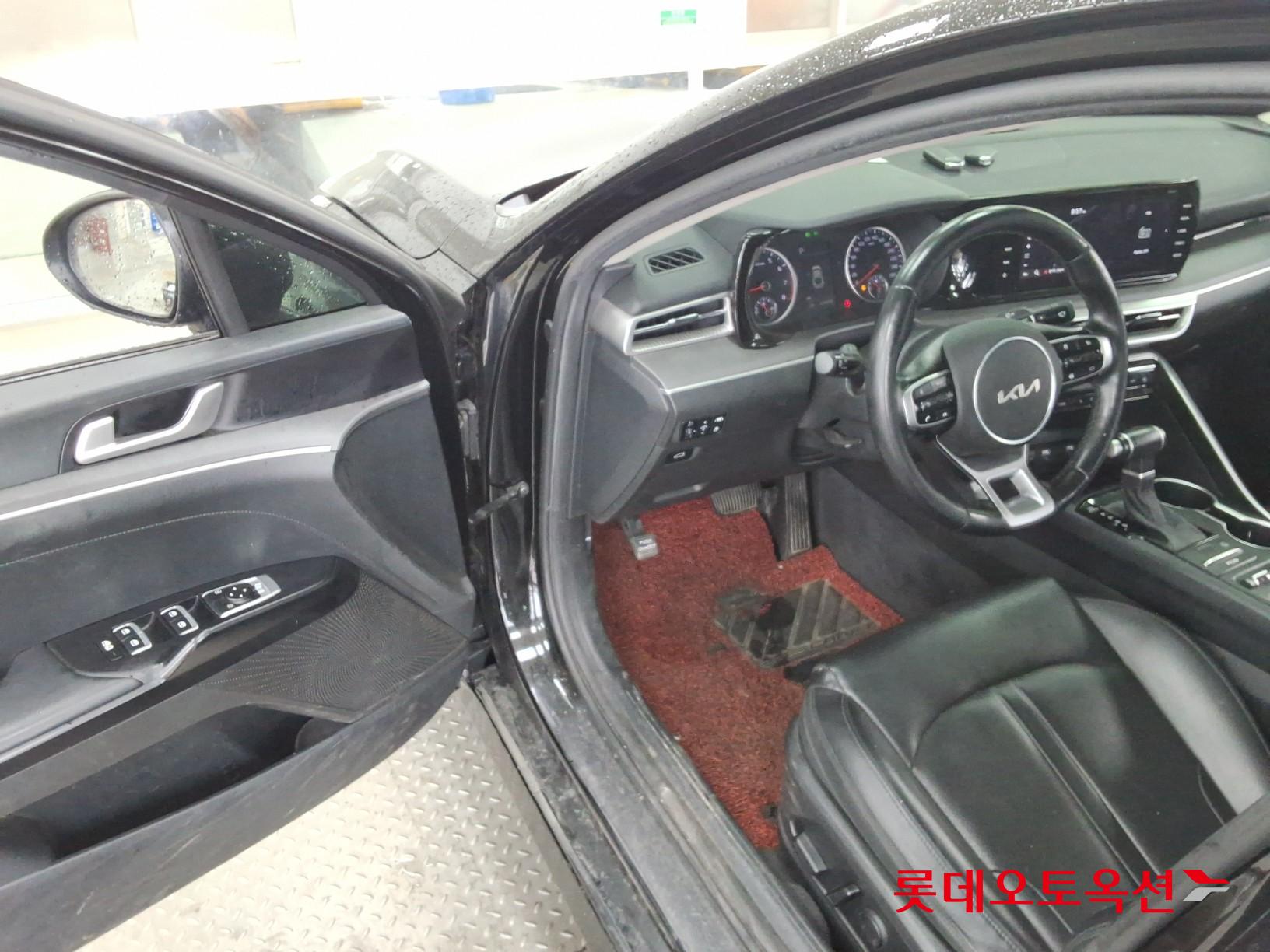Kia K5 - 37