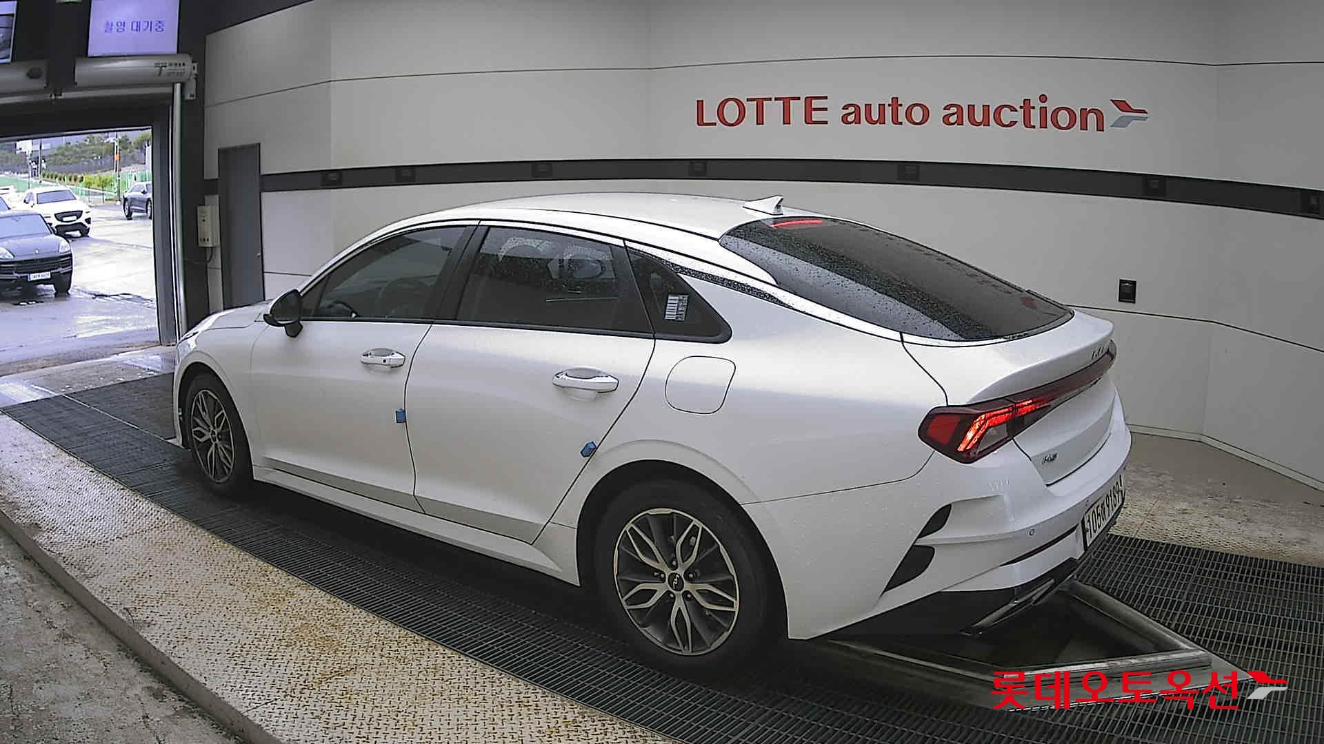 Kia K5 - 15