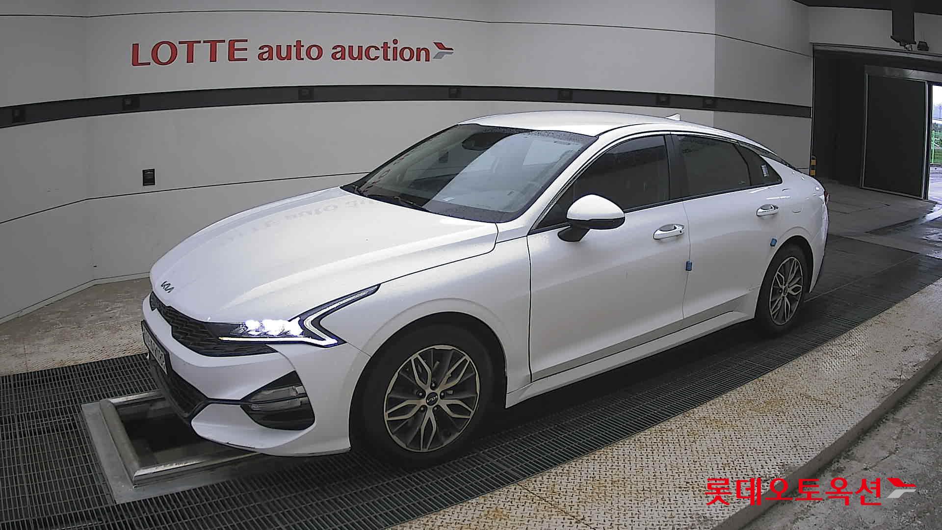 Kia K5 - 11