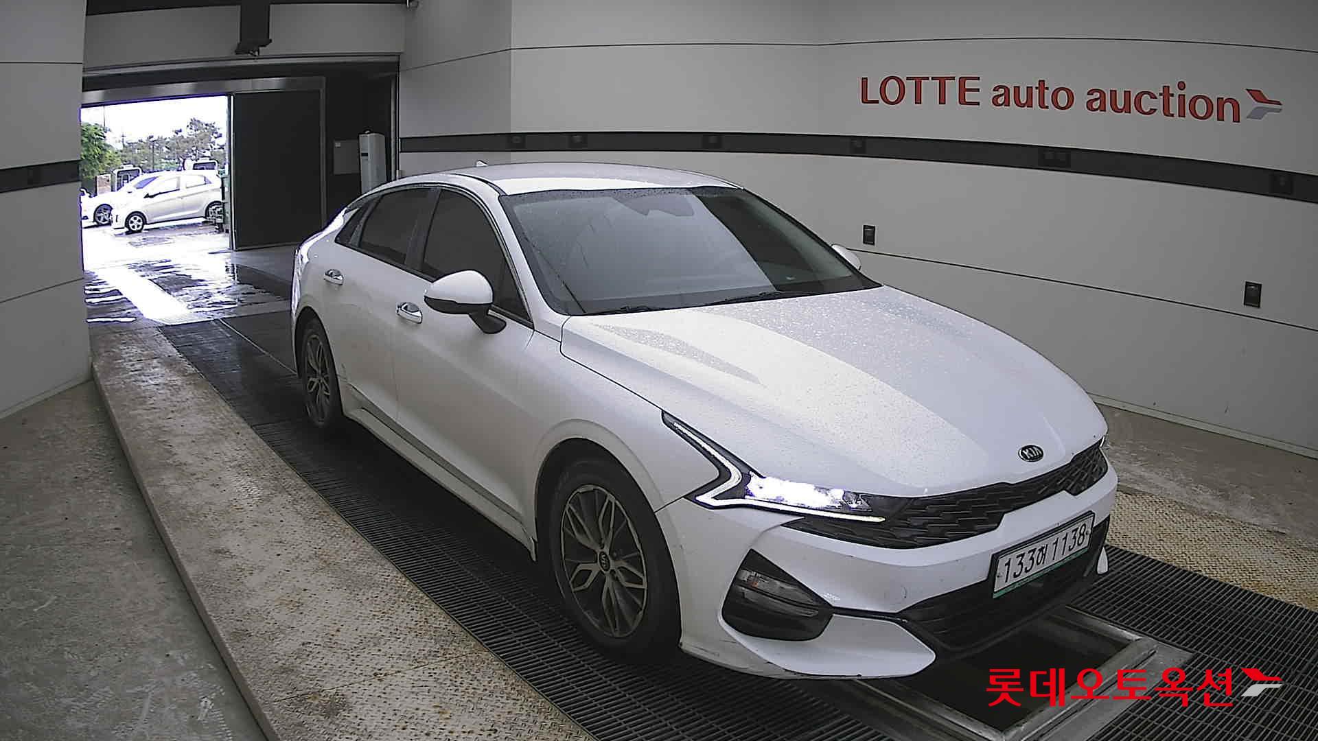 Kia K5 - 6