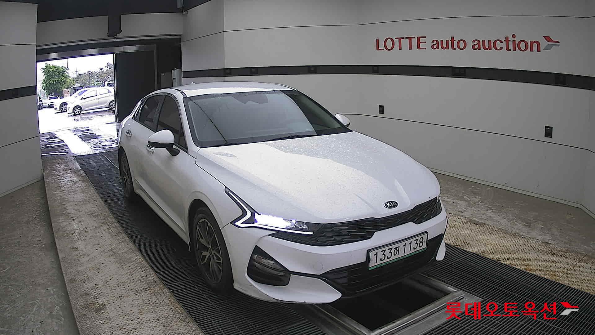 Kia K5 - 24