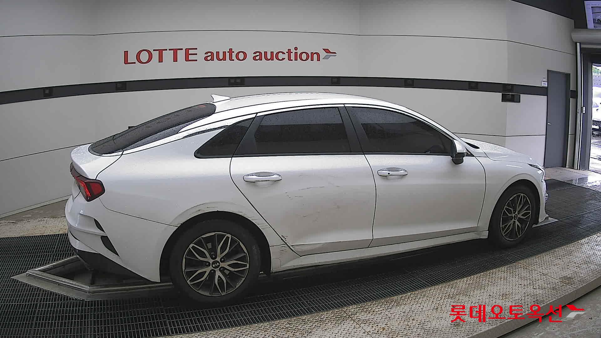 Kia K5 - 20