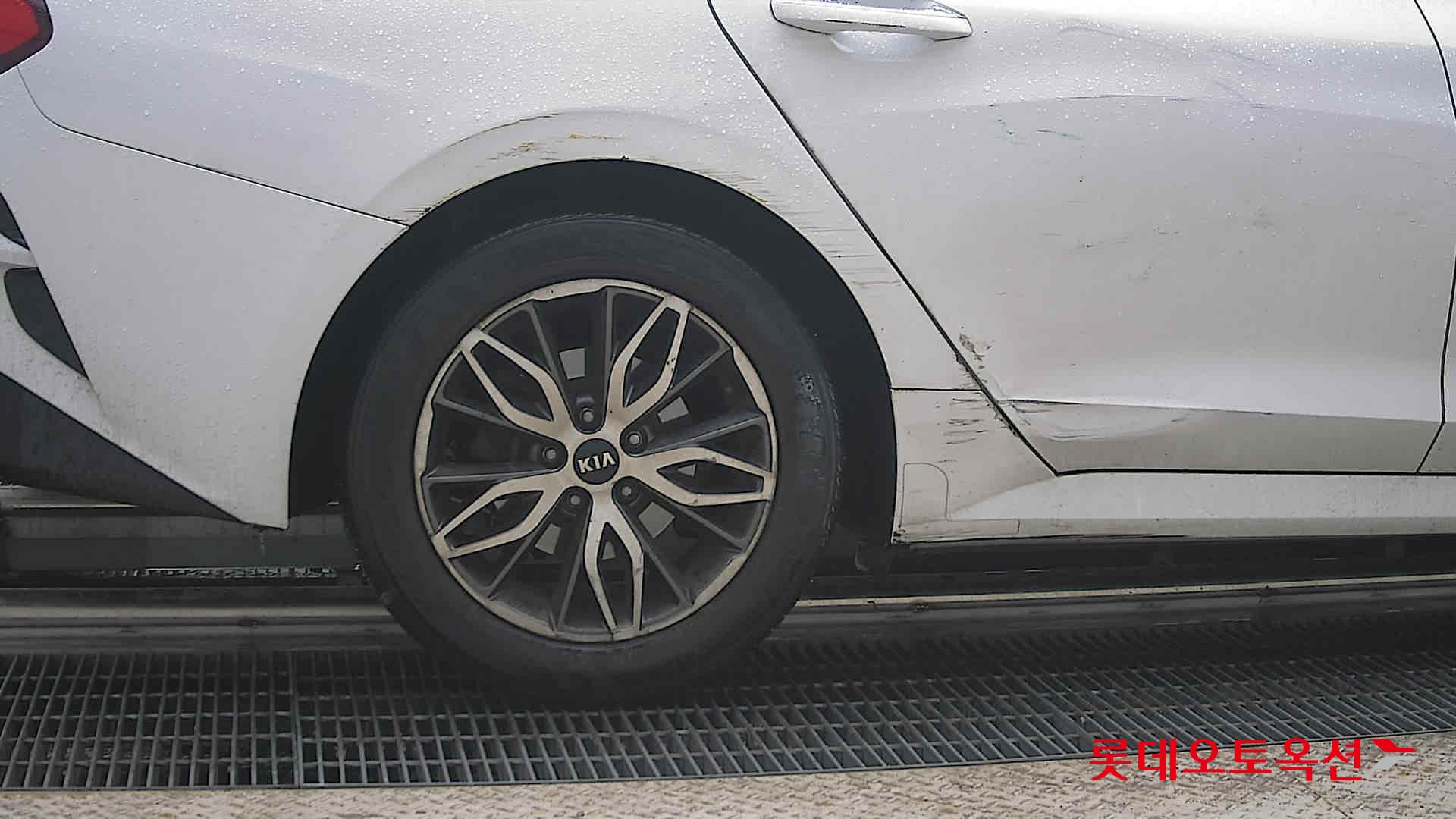Kia K5 - 28