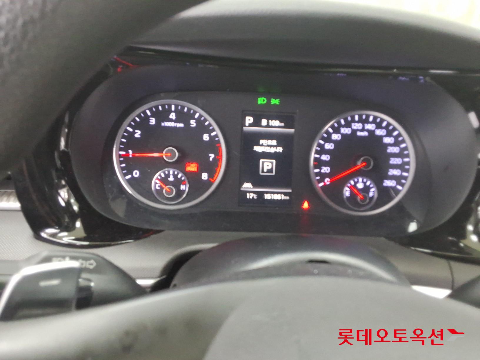 Kia K5 - 35