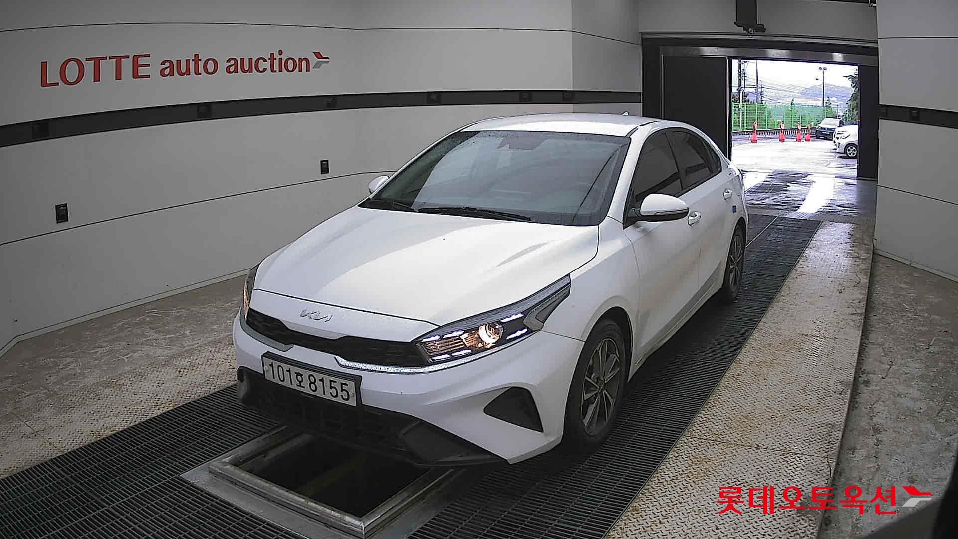 Kia K3 - 10