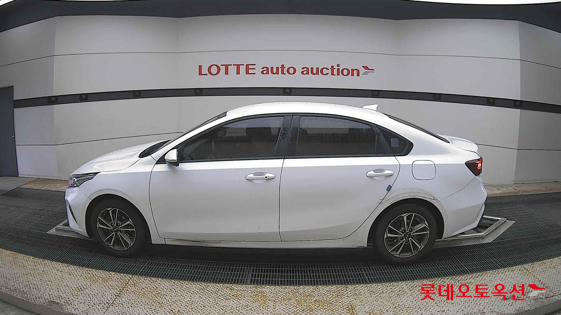 Kia K3 - 13