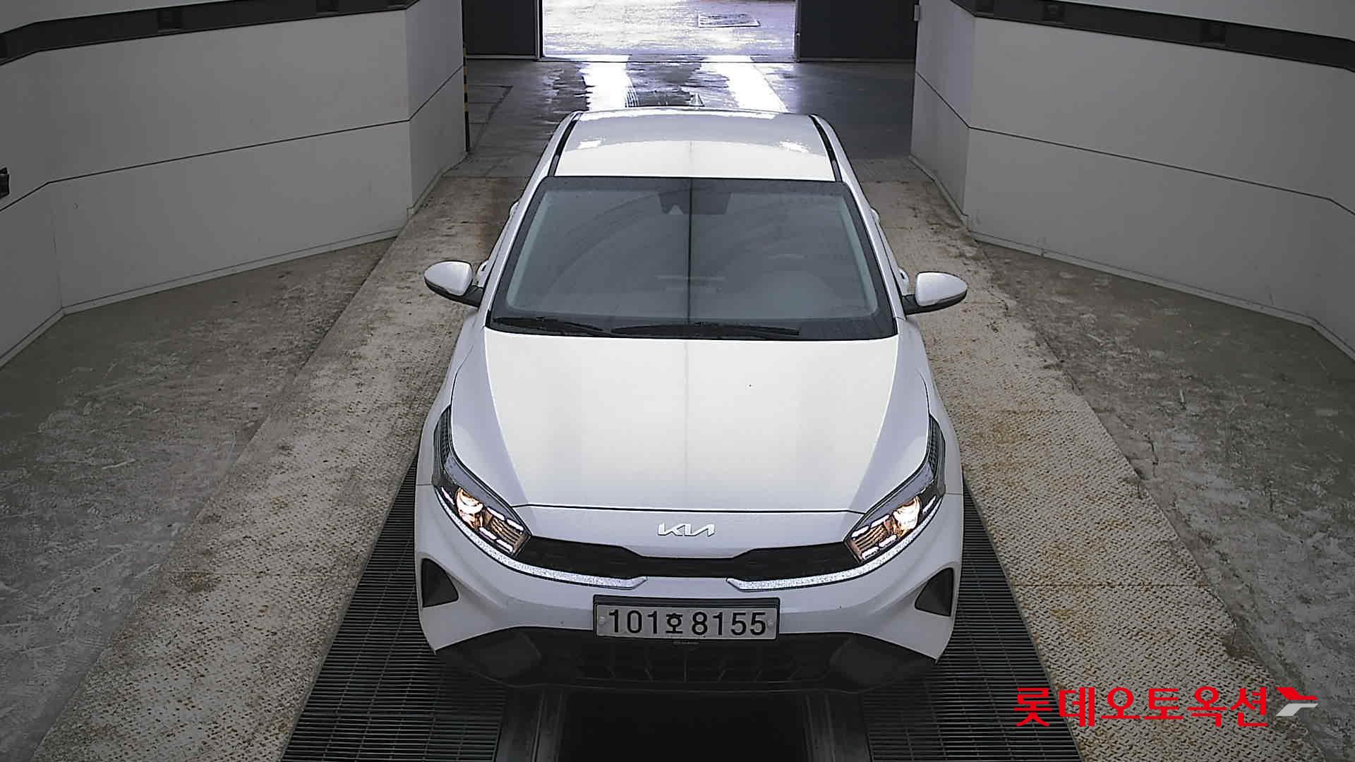 Kia K3 - 1