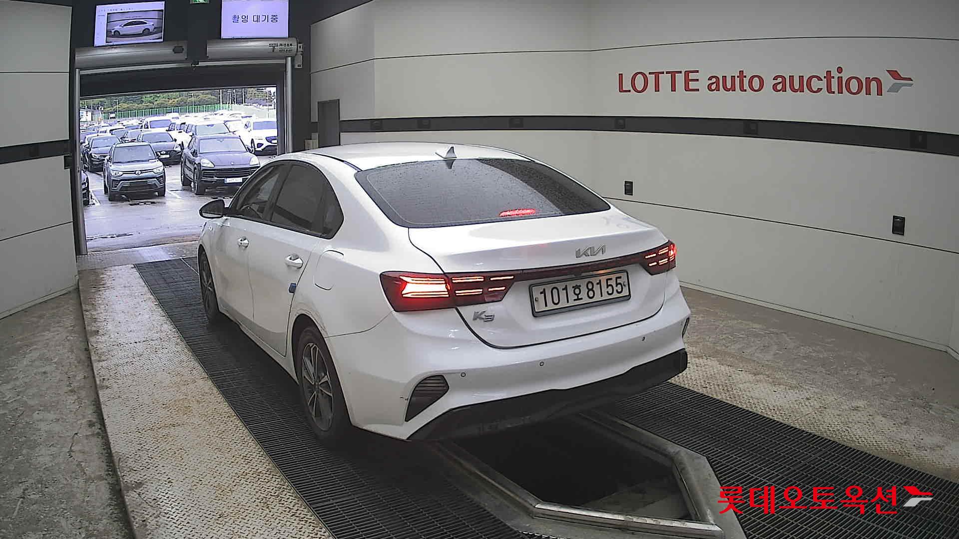 Kia K3 - 16