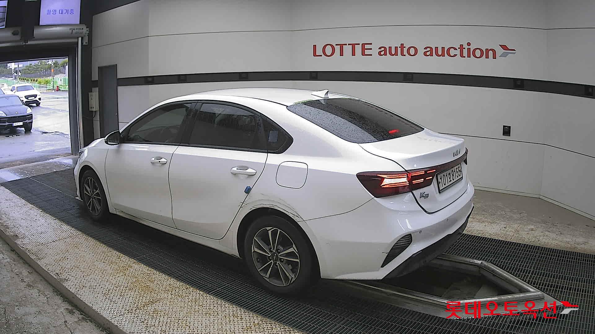 Kia K3 - 15