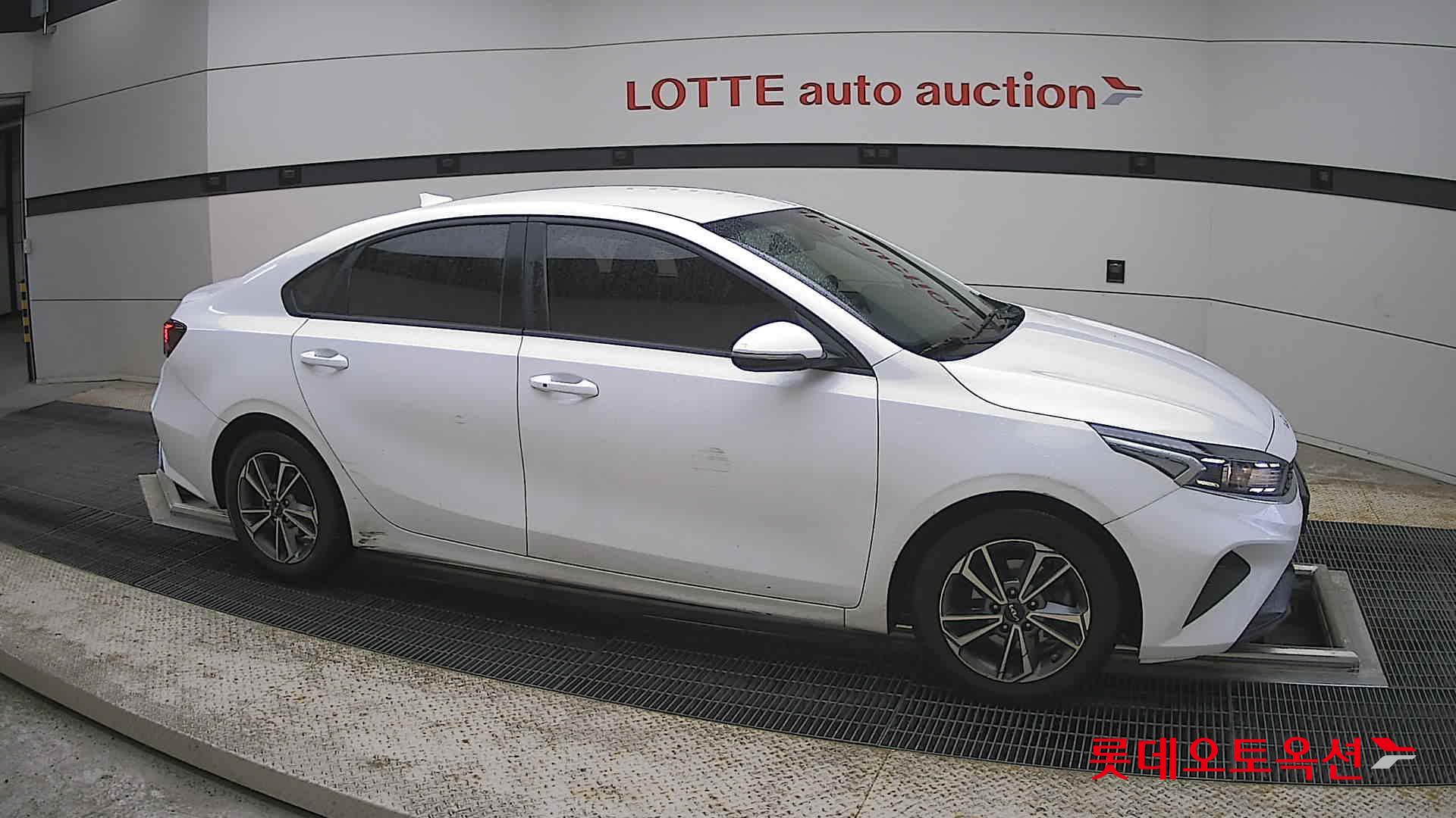 Kia K3 - 22