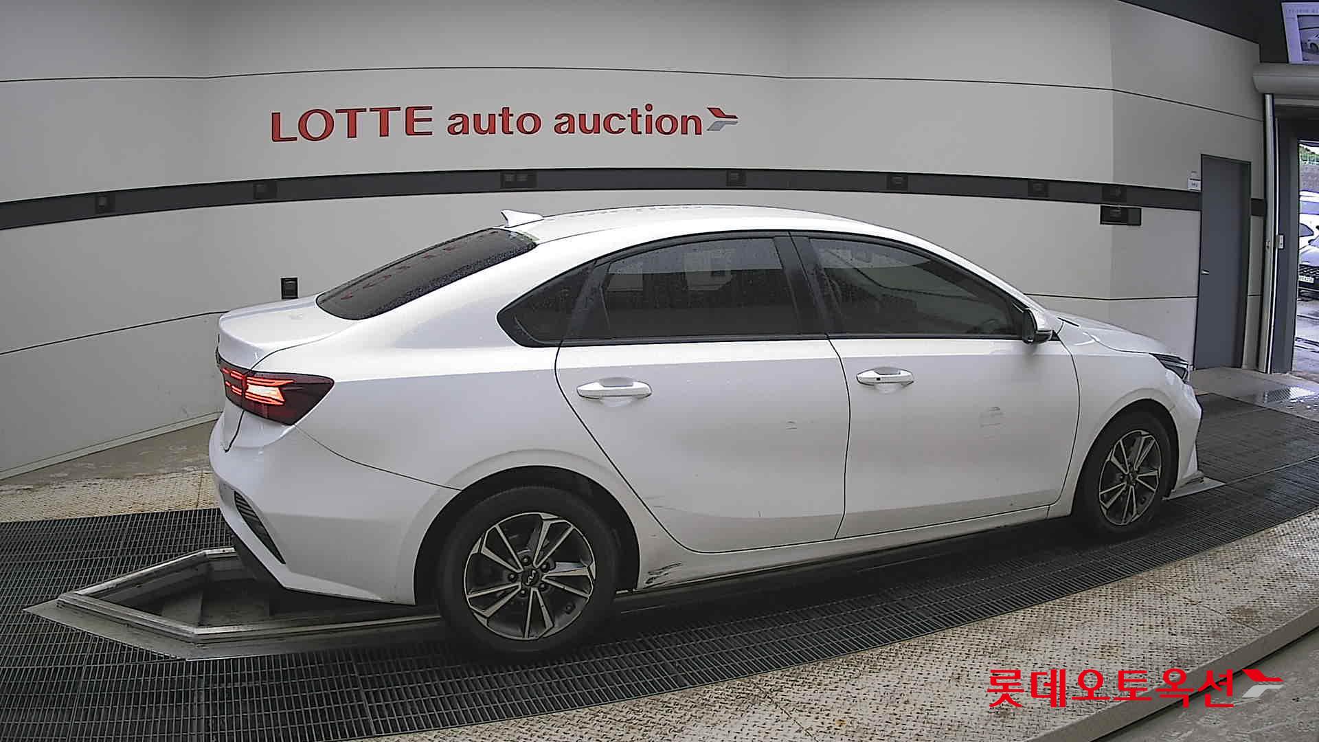 Kia K3 - 20