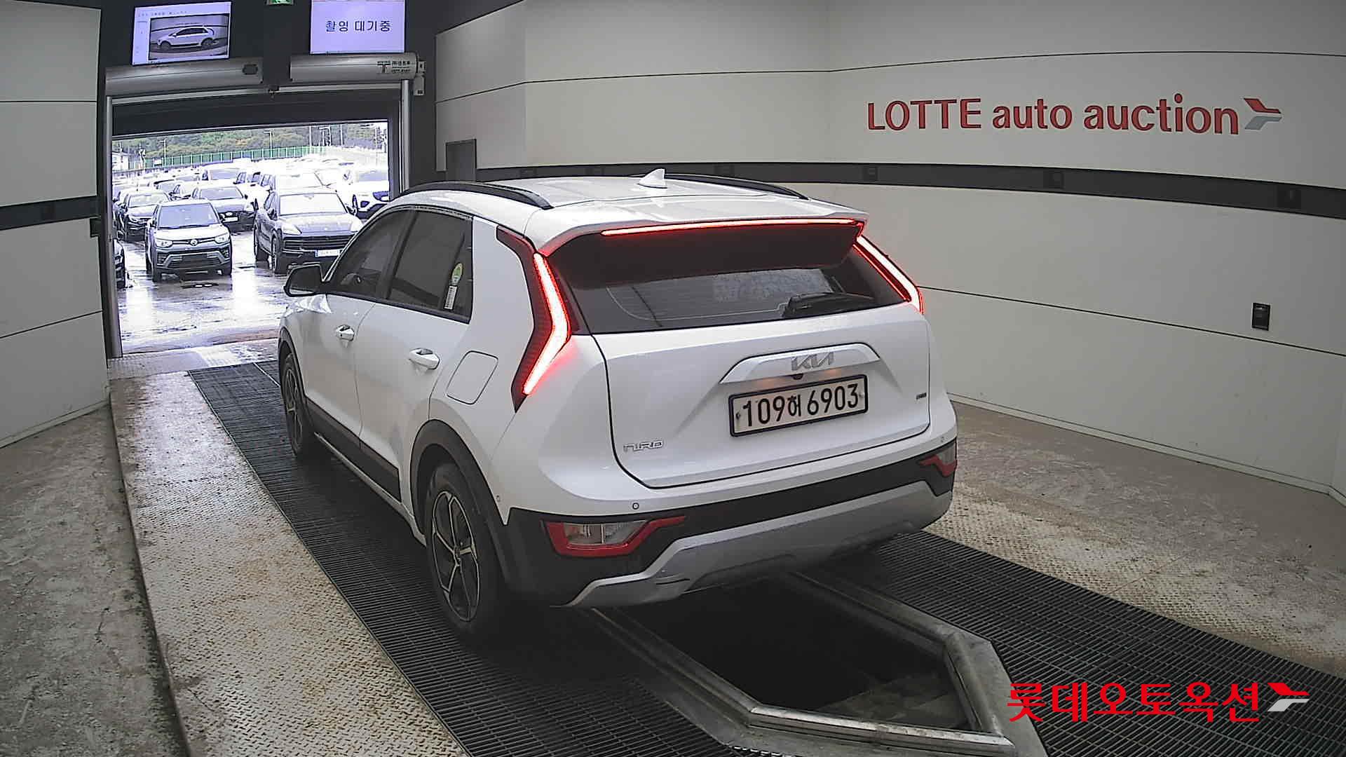 Kia Niro - 16