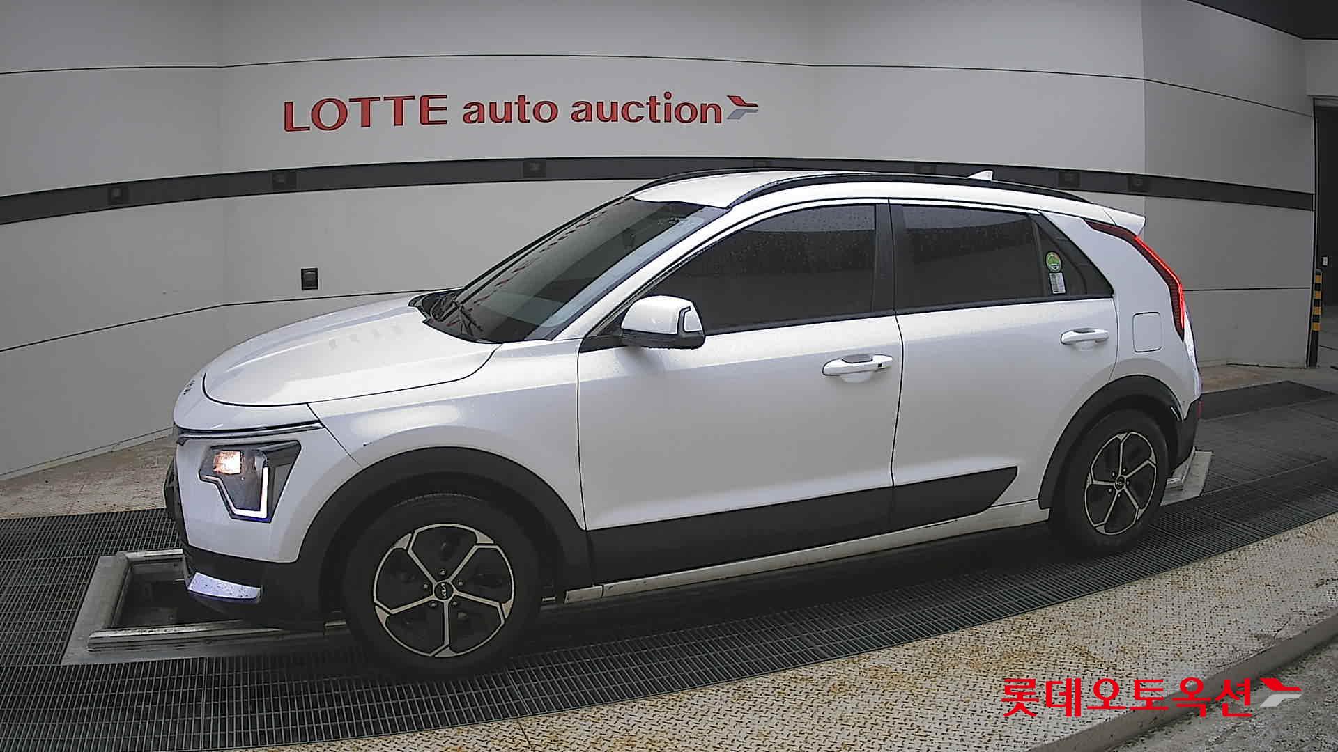Kia Niro - 12