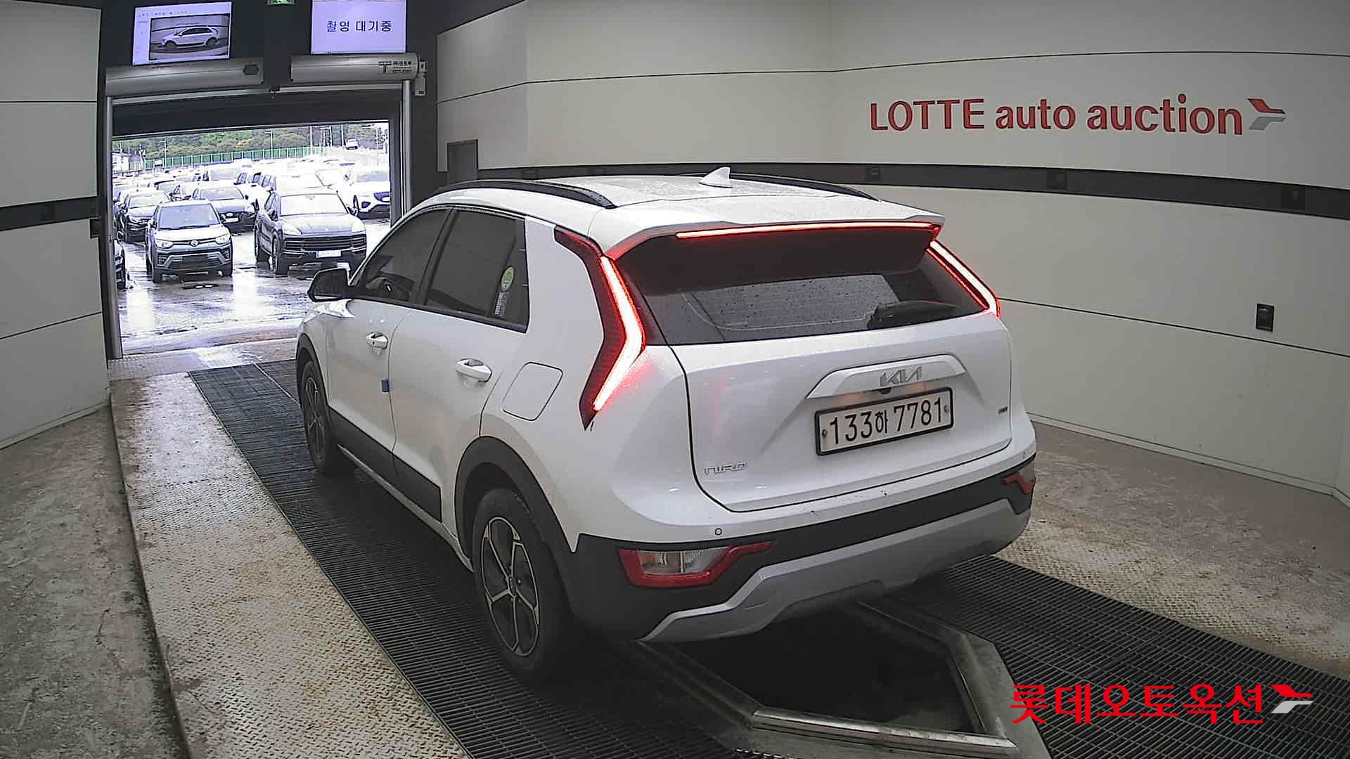 Kia Niro - 16