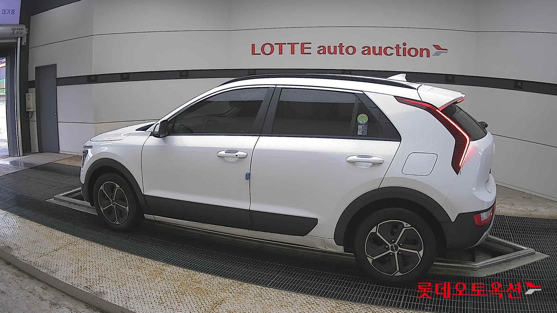 Kia Niro - 14